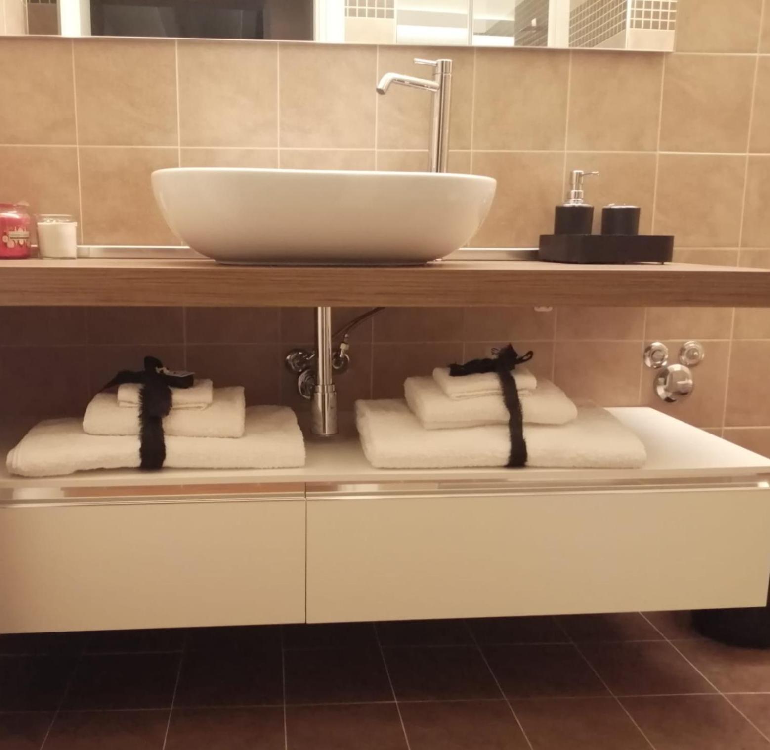 Suite Moroni Apartment Bergamo Zewnętrze zdjęcie